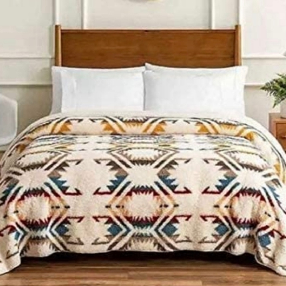 Queen size Pendleton fleece Blanket